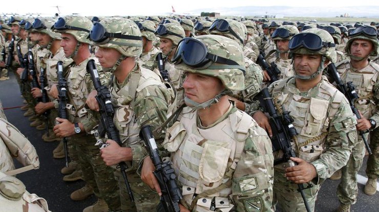 В Восточной Европе разместят войска 16 членов НАТО