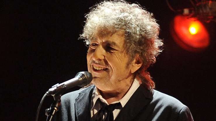 Боб Дилан решил принять Нобелевскую премию
