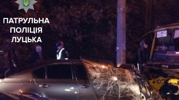 Страшное ДТП в Луцке: в больницу попали 10 человек (фото: Национальная полиция) 