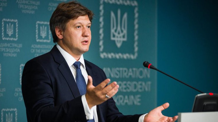 Стало известно сколько зарабатывает министр финансов Украины 