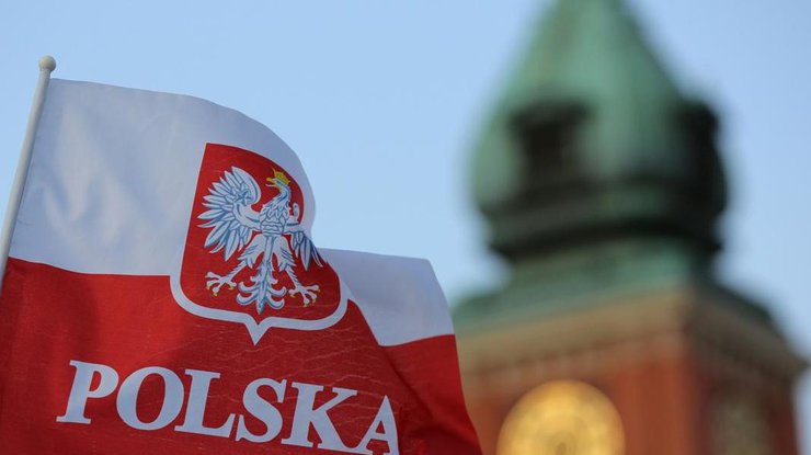 Предоставление украинцам убежища в Польше поддерживает 57% поляков
