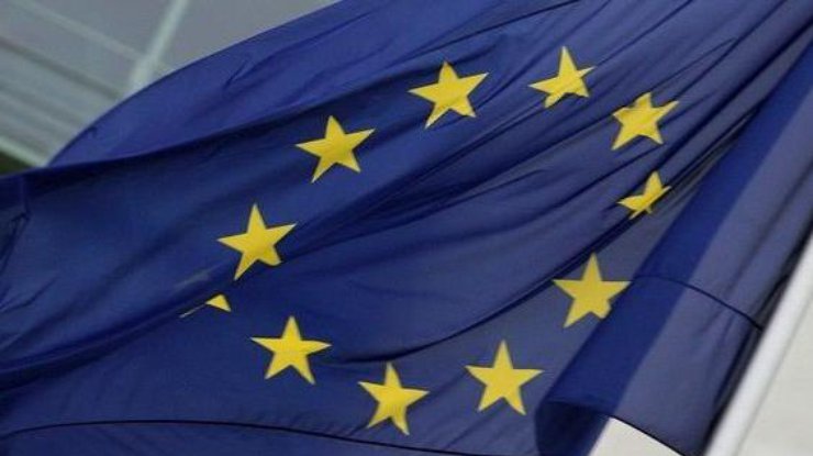 12 золотых звезд на голубом фоне были признаны эмблемой Совета Европы 8 декабря 1955 года