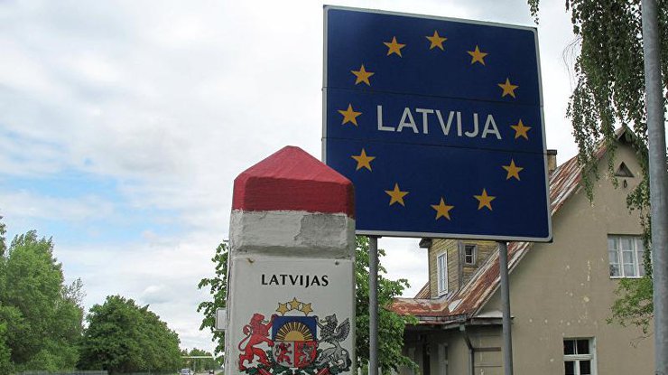 Латвия построит стену на границе с Беларусью 