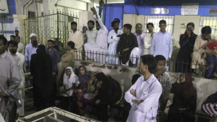 Взрыв в Пакистане: количество жертв возросло до 52 человек