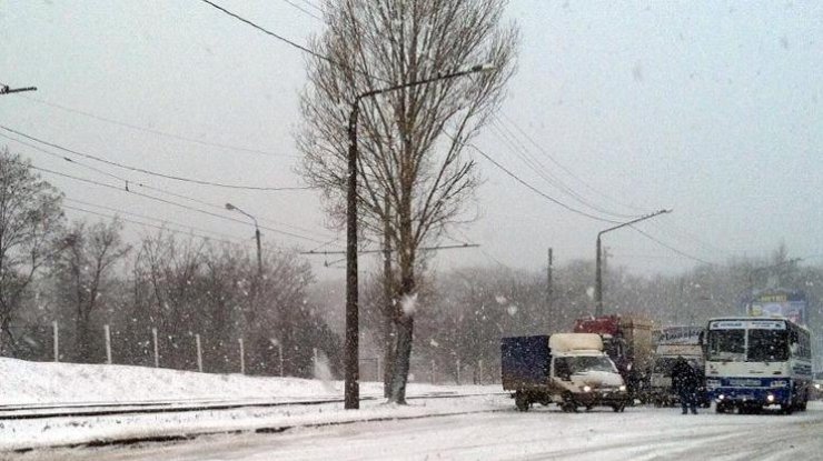 В Киеве ввели частичное ограничение для проезда грузовиков