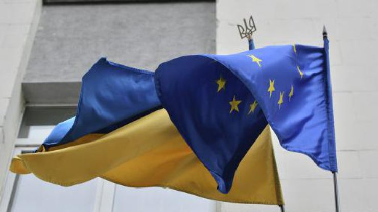 ЕС отменит визы для Украины в конце ноября