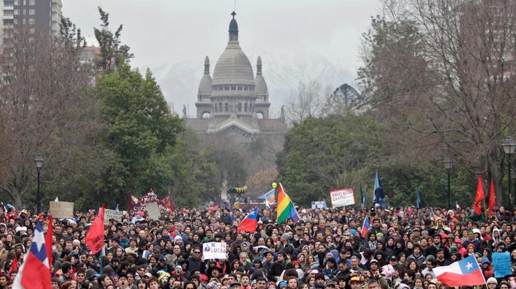 В Чили акция протеста закончилась беспорядками 