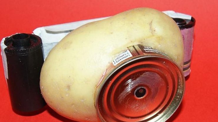 Колин Лоу создал пинхол-камеру из картошки и жестянки 