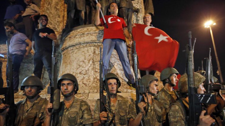В Турции назвали второго подозреваемого в организации военного переворота