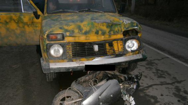 В Ривненской области водитель "Нивы" сбил двух женщин