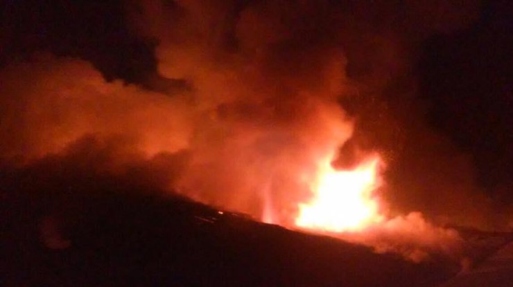 Появились подробности разрушительного пожара на складе под Киевом