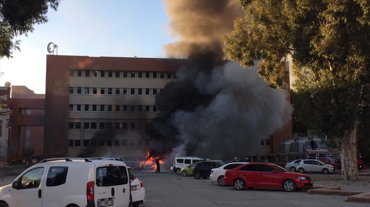 На юге Турции прогремел взрыв: 2 погибших и 16 раненых