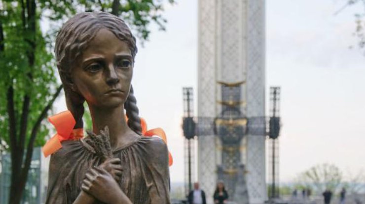 В Киеве презентовали англоязычный фильм о Голодоморе (фото: belvpo.com)