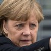Германию покинут 100 тысяч мигрантов и беженцев - Меркель