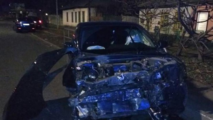 В Черкассах 17-летний парень устроил на трассе масштабную аварию (фото: полиция города Черкассы)