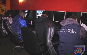 В Одессе закрыли два подпольных казино (фото: od.npu.gov.ua)