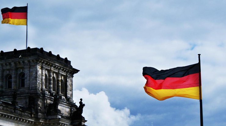 Германия требует от ЕС ввести новые санкции против России