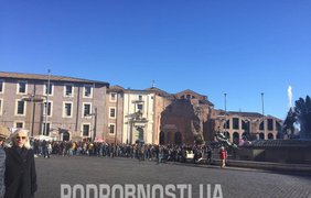 В Италии десятки тысяч людей продолжают митинг