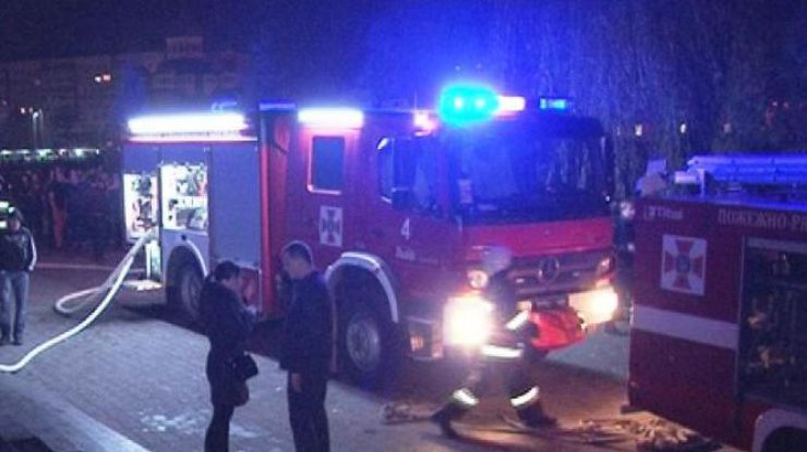 Пожар в клубе Львова: в реанимации умер обгоревший человек 