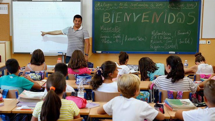 В Испании родители протестуют из-за домашних заданий в школах