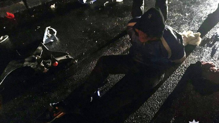 В Киеве мотоциклист угрожал поджечь полицейских 