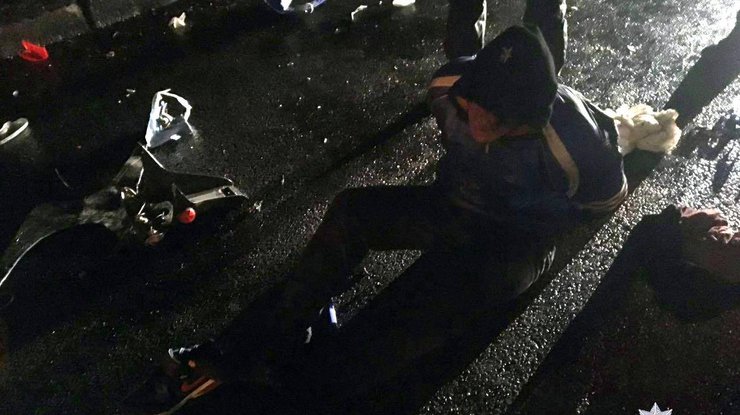В Киеве мотоциклист угрожал поджечь полицейских