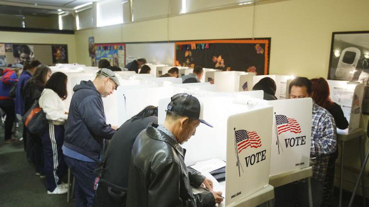 Выборы в США: досрочно проголосовали 43 миллиона избирателей 