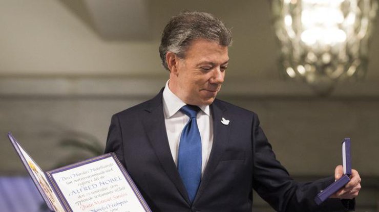 Нобелевскую премию мира вручили президенту Колумбии
