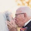 Пара 70 лет ждала свадебную фотосессию (фото) 