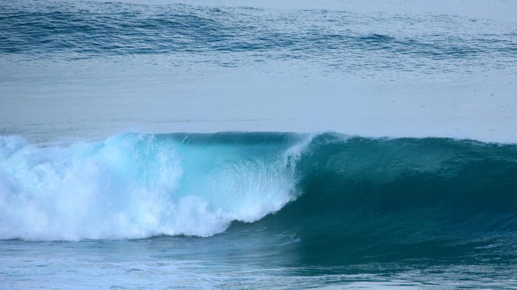 В Атлантическом океане обнаружили самую высокую в мире волну
