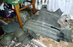 В Конотопе рассекретили огромный арсенал оружия (фото: npu.gov.ua)