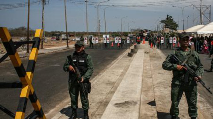 Венесуэла из-за мафии закрыла границы с Бразилией и Колумбией 