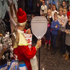 В Киеве Святой Николай поздравил детей из прифронтовых районов