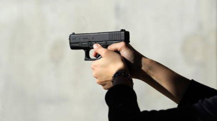 В Ивано-Франковске пьяная женщина устроила стрельбу по прохожим 