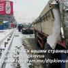Наезд фуры на остановку в Киеве: появились детали аварии 
