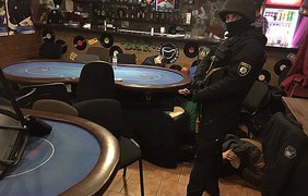 В Киеве "накрыли" казино для очень богатых людей (фото: npu.gov.ua)