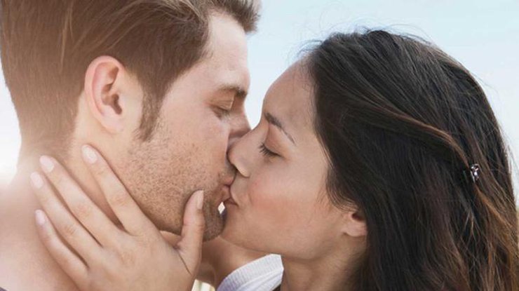 9 видов поцелуев, которые расскажут все об отношениях