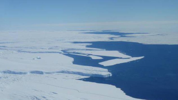 Самый крупный ледник в мире начал таять (фото:  n-ewsworld.net)
