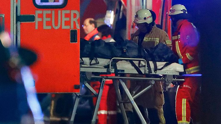 Теракт в Берлине: количество жертв увеличилось до 12 человек