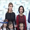 В Запорізькій області Марина Порошенко відкрила першу шкільну Медіатеку