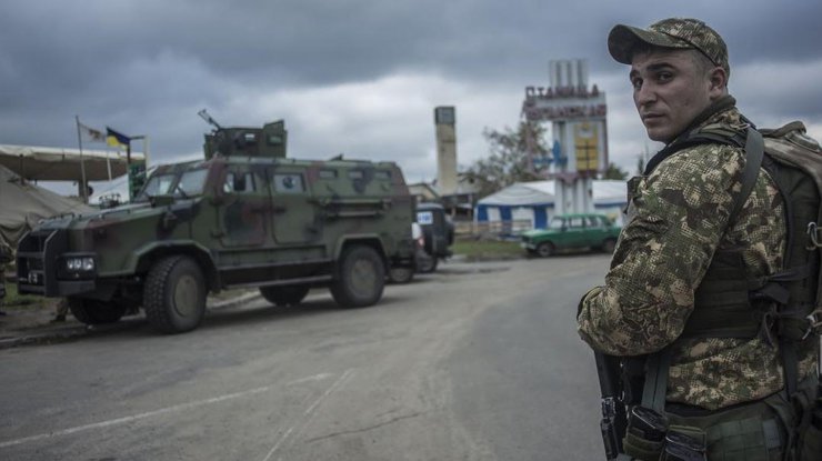 На Светлодарской дуге украинская армия отбила две атаки боевиков