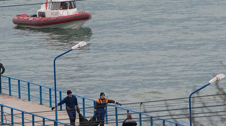 Обнаружены тела десяти погибших во время крушения Ту-154. Фото: НТВ