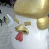В Китае появилась гигантская статуя петуха, похожего на Трампа (фото) 