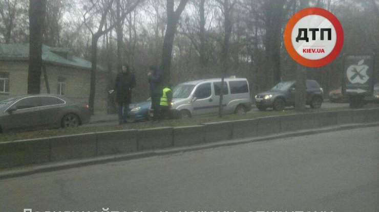 В центре Киева подрались таксисты