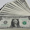 Курс доллара впервые за год перескочил 27 гривен