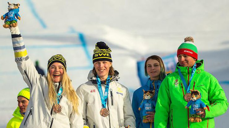 Украинская сноубордистка выиграла бронзу на зимней Юношеской Олимпиаде в Канаде