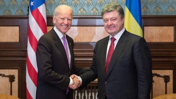 Президент Петр Порошенко провел телефонный разговор с Вице-президентом США