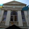 В Крыму хулиганы взломали окна и двери здания Меджлиса