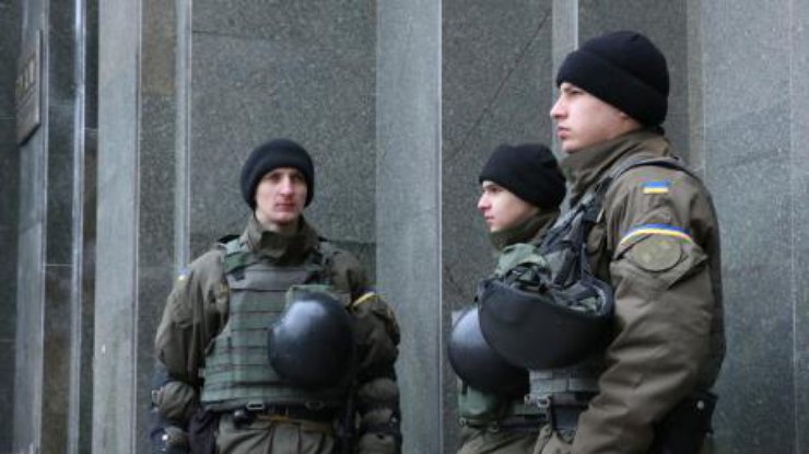 Нацгвардия в Киеве жалуется на "деструктивное психологическое воздействие"