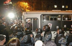 Генпрокуратура передала в суд дела против пяти "беркутовцев"